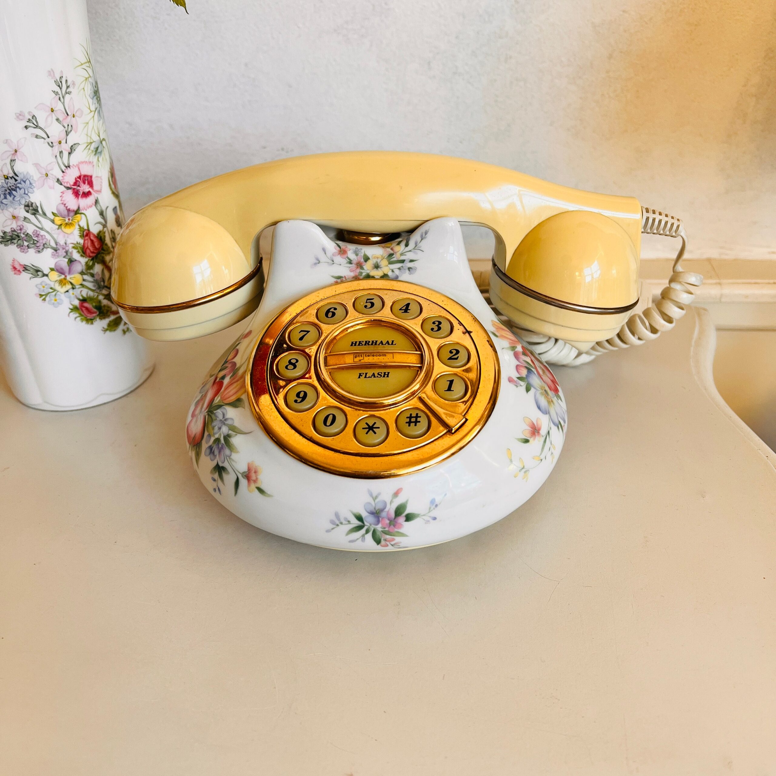 033ca0b6-f908-5d84-825b-8cf6b007b820.jpg Royal Albert Porcelain Phone – Constance Pattern, Cream Floral Receiver, Figurine Style Display Telephone - Image 1