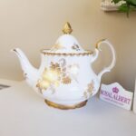 Original Royal Albert 'Golden Glory ' Tea Pot, Bone China Porcelain, Made in England, Rare Find - Image 3