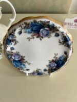 Royal Albert Moonlight Rose Teapot & Trivet: English Bone China - Image 5