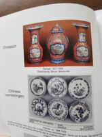 Petrus Regout Maastricht large handpainted thrio Chinese imari style vases set - Image 9