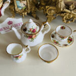 Rare! Rare! Rare! Royal Albert Old Country Roses Mini Set. Dollhouse porcelain set. Made in England. - Image 3