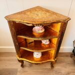 Gold Leaf Corner Cabinet – 1960s Italian Style with Shelves, Hollywood Regency Accent - Image 3