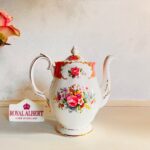 Royal Albert Lady Carlyle Bone China Pedestal Dish – 1944 Pink Floral with Gold Trim - Image 2