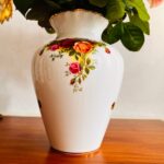 Royal Albert Porcelain Vase – Old Country Roses, English Bone China Floral Bud Vase - Image 7