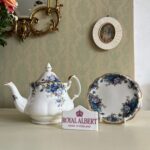 Royal Albert Moonlight Rose Teapot & Trivet: English Bone China