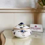 Royal Albert Moonlight Rose Lidded Bowl – 1987 Fine Bone China, Floral with Gold Trim - Image 4