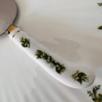 Royal Albert 'May' Serving Cake/Pie Knife, Flower of the Month, English Porcelain - Image 6