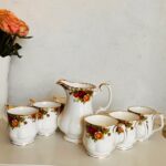 Royal Albert 'Old Country Roses' Setx6, Original porcelain, Bone china, Made in England, 1962 Ltd, Set of 6 Mugs and 1 Water Jug - Image 2