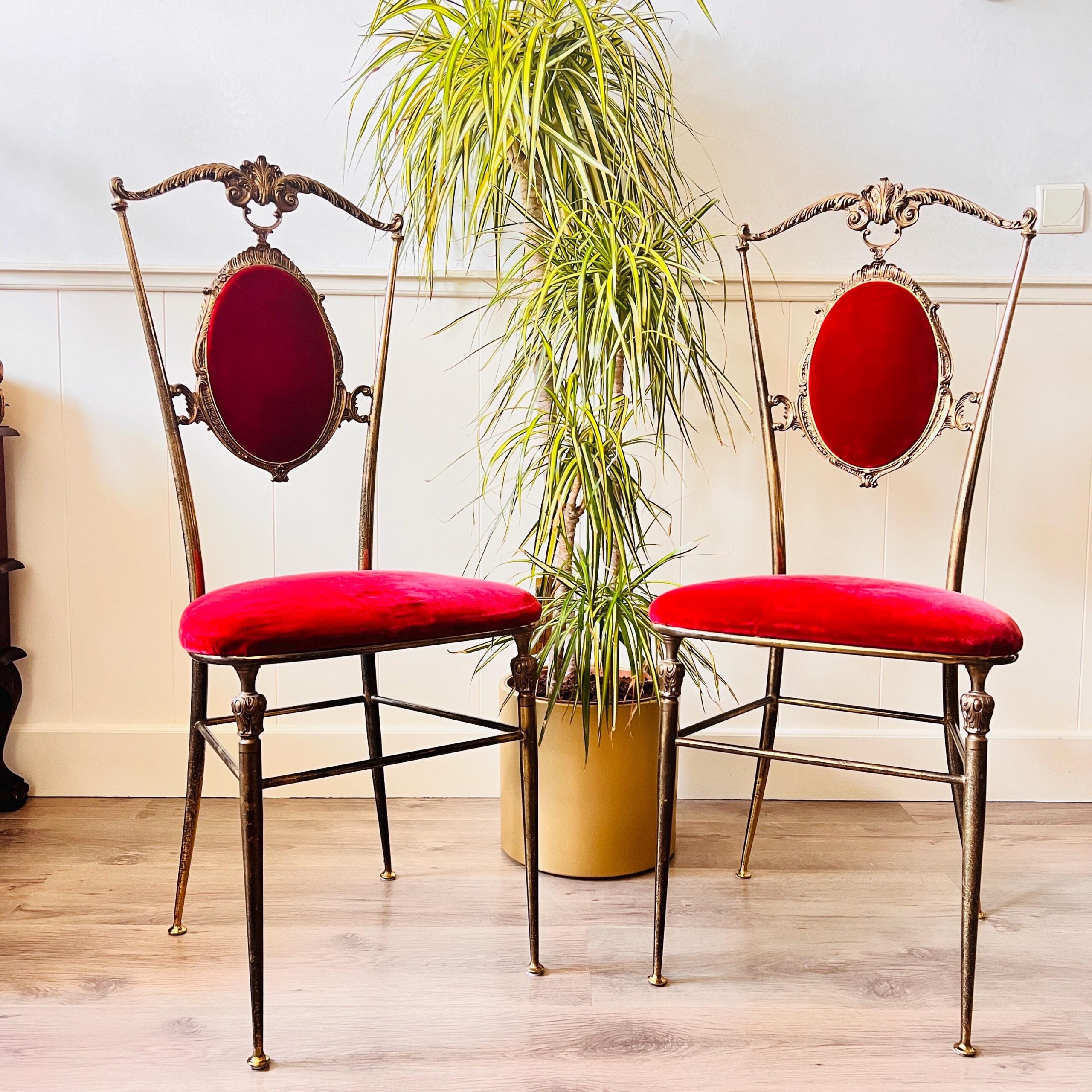 985c11f1-f551-51e9-ac00-b7a406252268-1.jpg Italian Brass Accent Chairs – Sculptural Pair, Hollywood Regency Style - Image 1