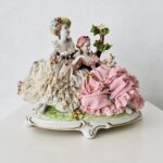 Crown N Lace Porcelain figurine, Victorian Style, Collectible Item - Image 7
