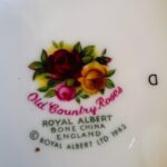 Royal Albert Old Country Roses Covered Bowl – Bone China Floral Dish with Lid - Image 9