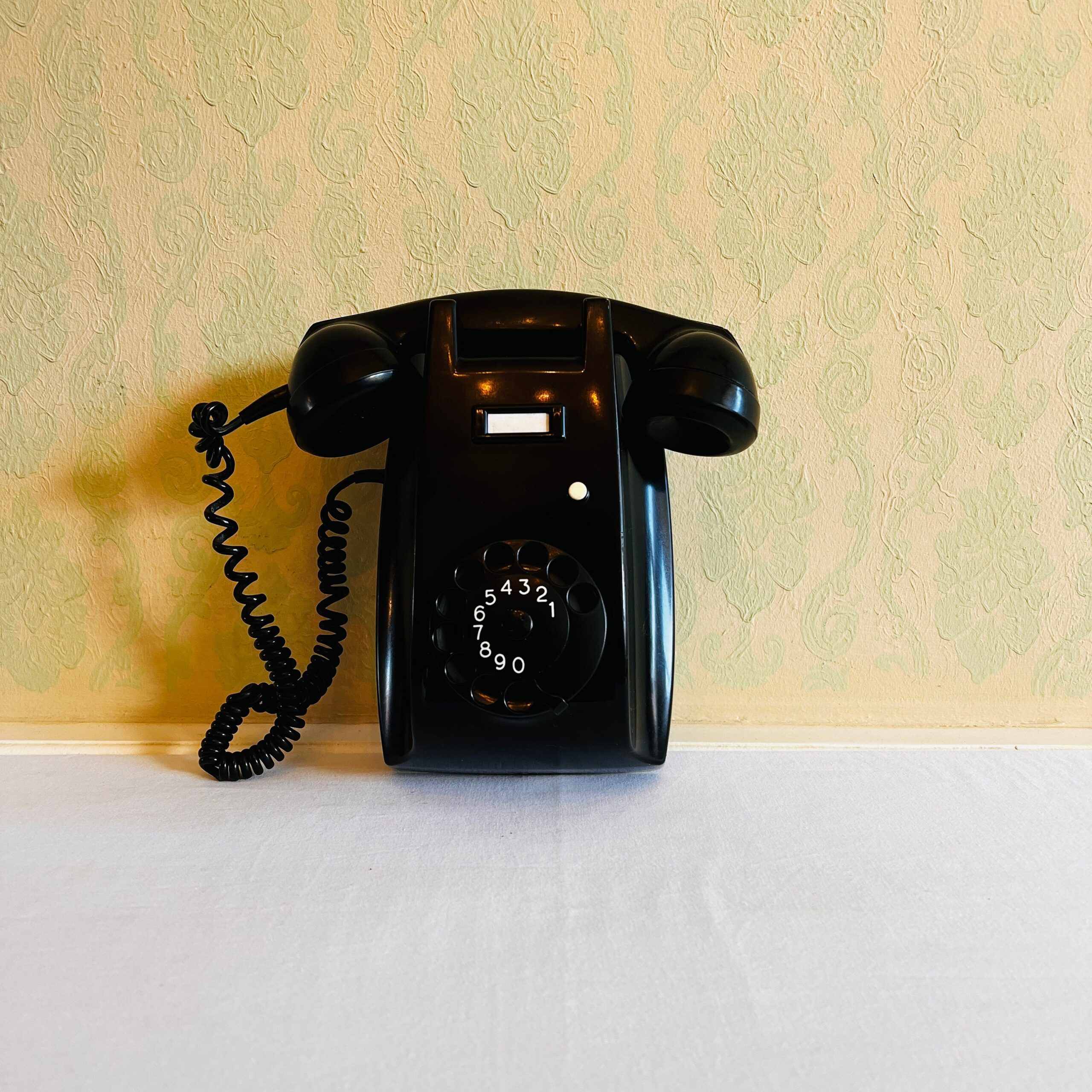 1bc805cd-066a-5d5f-b17a-f2c9aa2dae8f.jpg Retro Bakelite Wall Telephone – Dutch Ericsson PTT Rotary Phone, Black Mid Century Design - Image 1