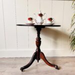 Round Wood Side Table – Mid Century Accent Table with Curved Legs, Warm Walnut Finish