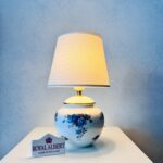 Vintage Royal Albert Moonlight Rose Table Lamp, 1987 LTD, Made in England - Image 9