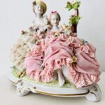 Crown N Lace Porcelain figurine, Victorian Style, Collectible Item - Image 3