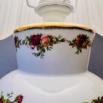 Royal Albert Porcelain Lamp – Old Country Roses Floral Table Light, Large 1960s Ceramic Lamp - Image 7