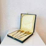 Vintage set of cutlery in the case - Image 6