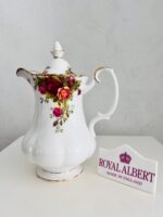 Royal Albert Old Country Roses Bone China Jug with Lid – Water or Milk Pitcher