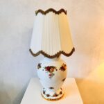 Royal Albert Porcelain Lamp – Old Country Roses Floral Table Light, Large 1960s Ceramic Lamp - Image 2
