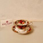 Royal Albert Old Country Roses Cup and Saucer: Avon Shape Bone China - Image 4