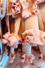 Crown Dresden Porcelain Lamp – Lace Figurine Table Light, Germany, Rococo Style - Image 6