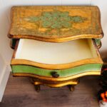 Venetian Wood Display Cabinet with Key – Italian Vintage Curio Case - Image 6