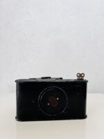 Old folding pocket camera, made in USA - Image 6