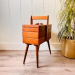 Vintage Wooden Sewing Box with Handle - Compact Storage for Sewing Essentials - Image 4