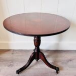 Round Wood Side Table – Mid Century Accent Table with Curved Legs, Warm Walnut Finish - Image 3
