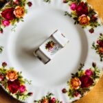 Royal Albert Bone China Napkin Rings – Old Country Roses, Set of 6 with Linen Napkins - Image 6