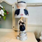 Vintage Cobalt Blue Porcelain Table Lamp: 80s Gold Trim Accent Light - Image 4