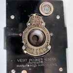 Old folding pocket camera, made in USA - Image 3