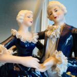 Vintage Cobalt Blue Porcelain Table Lamp: 80s Gold Trim Accent Light - Image 2