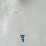 Crown N Lace Porcelain figurine, Victorian Style, Collectible Item - Image 9